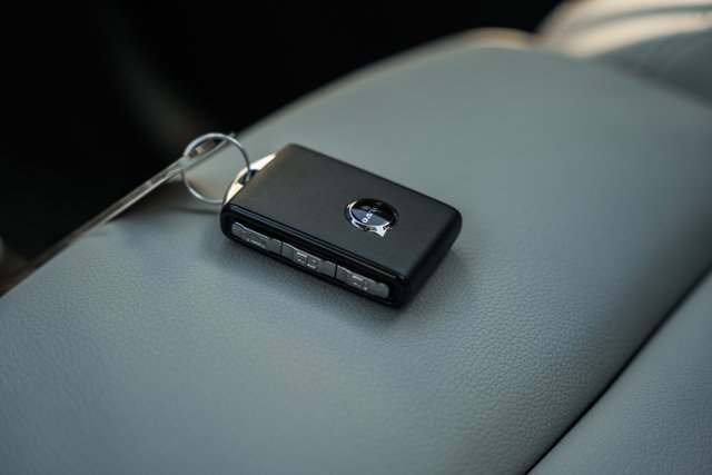 New 2026 Volvo XC40 B5 Plus w/ Protection Package Premier image 44