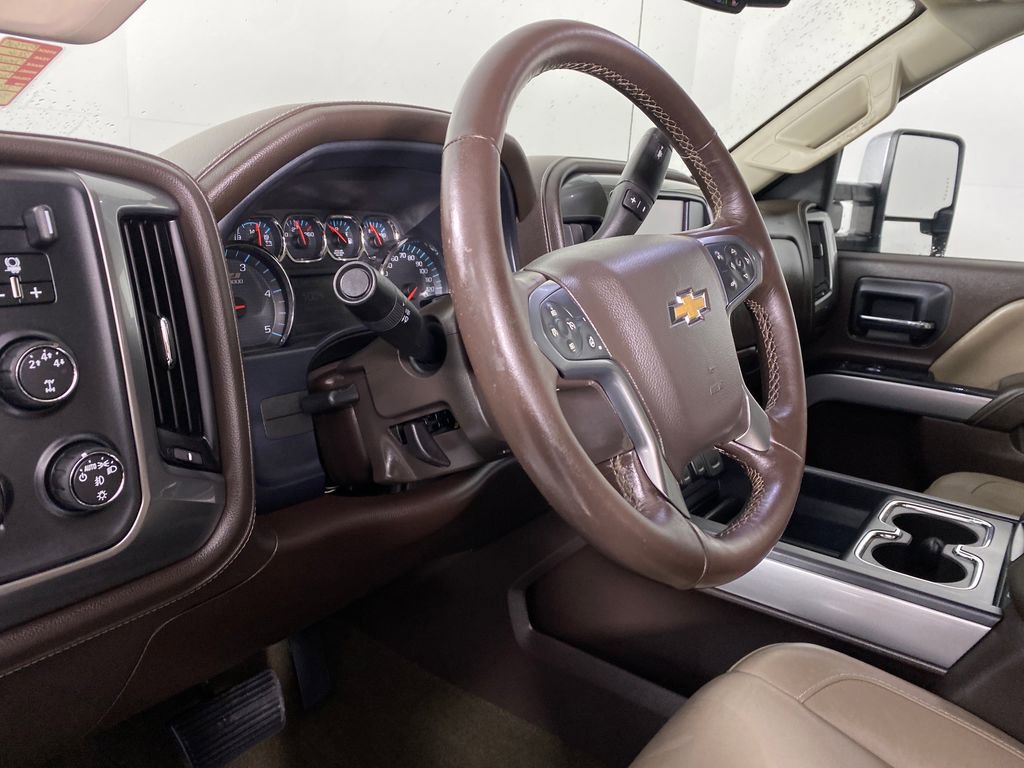 Used 2016 Chevrolet Silverado 2500 LTZ w/ Duramax Plus Package image 9