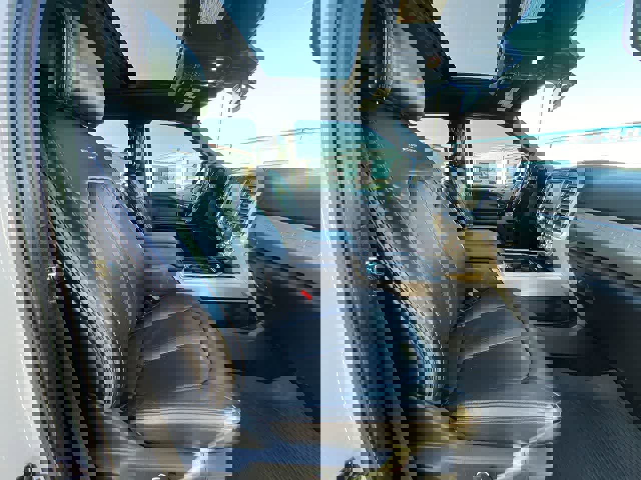 Used 2020 Ford F350 Platinum image 25