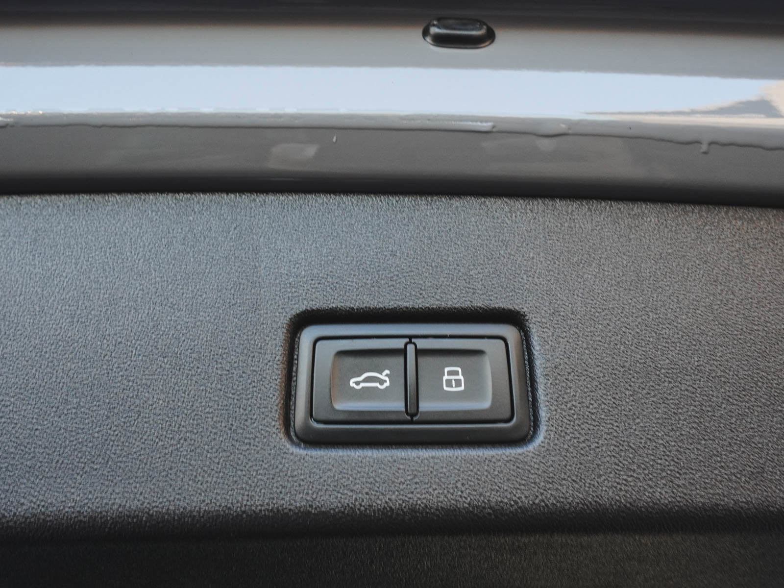 Used 2022 Audi Q4 e-tron Premium Plus image 45