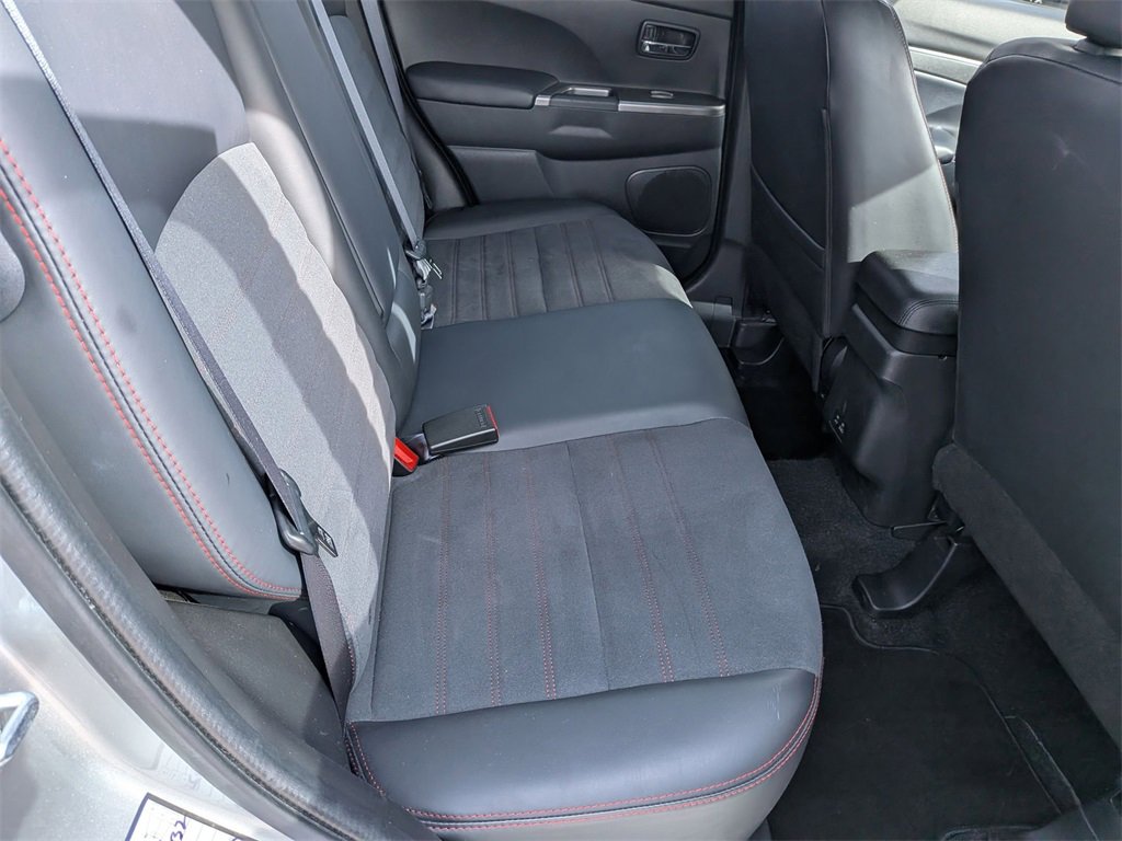 Used 2025 Mitsubishi Outlander Sport ES image 28