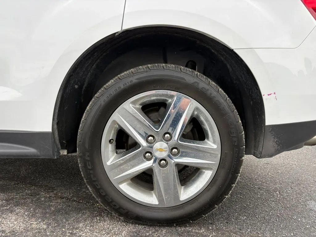 Used 2015 Chevrolet Equinox LTZ AWD/4WD image 27