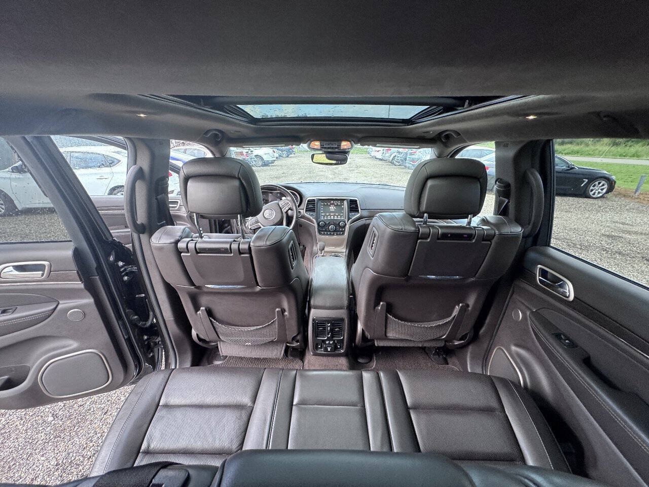 Used 2017 Jeep Grand Cherokee Summit AWD/4WD image 17