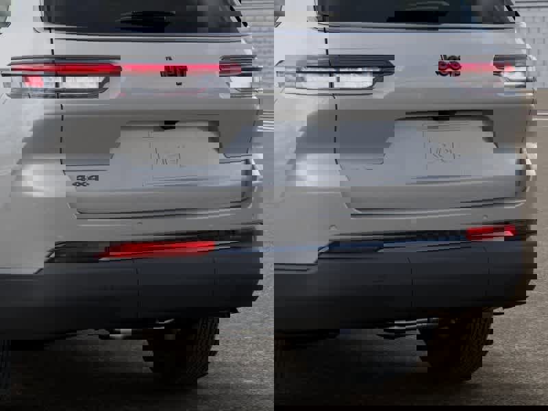 New 2026 Jeep Grand Cherokee L 4WD image 13