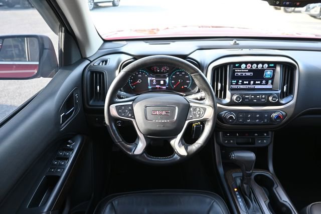 Used 2018 GMC Canyon Denali image 12