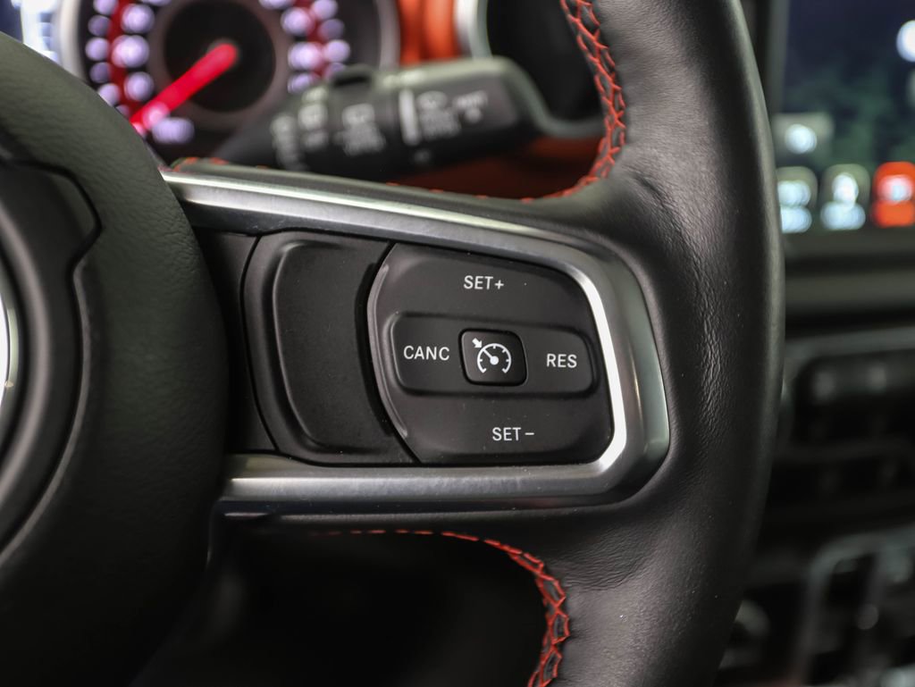 Used 2018 Jeep Wrangler Unlimited Rubicon w/ Dual Top Group image 13