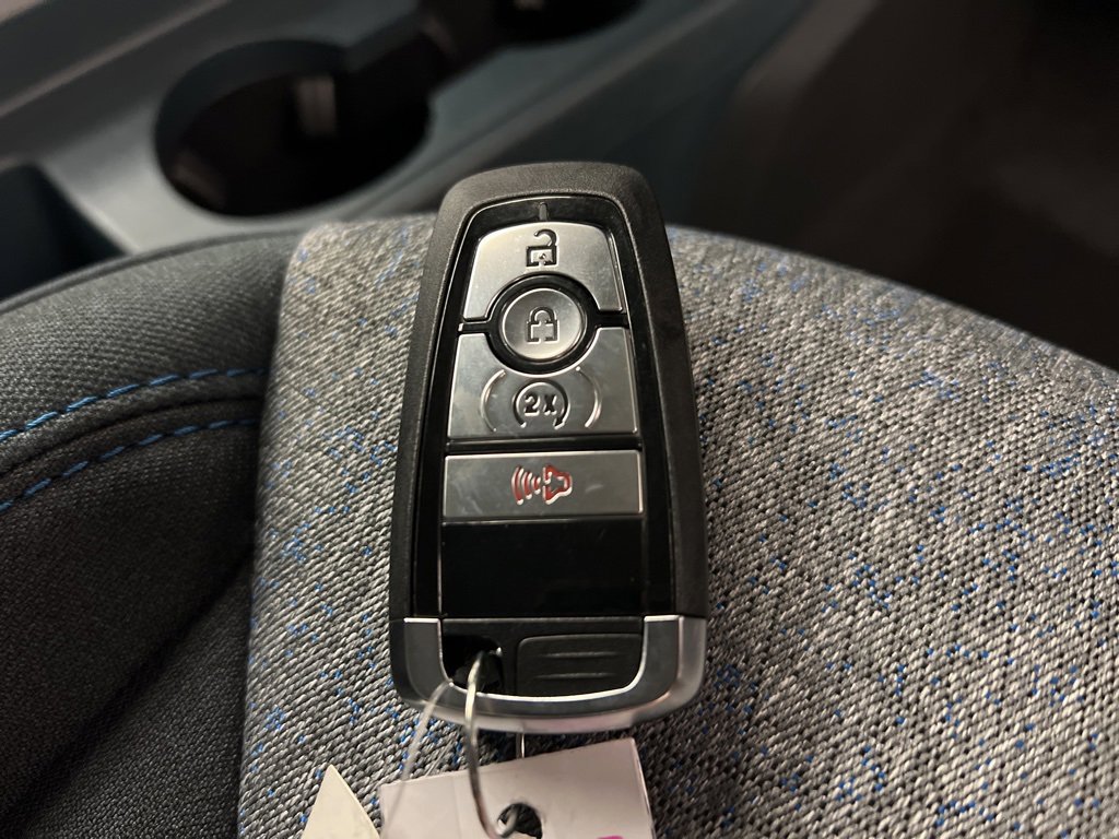 New 2025 Ford Maverick XLT w/ XLT Luxury Package image 36