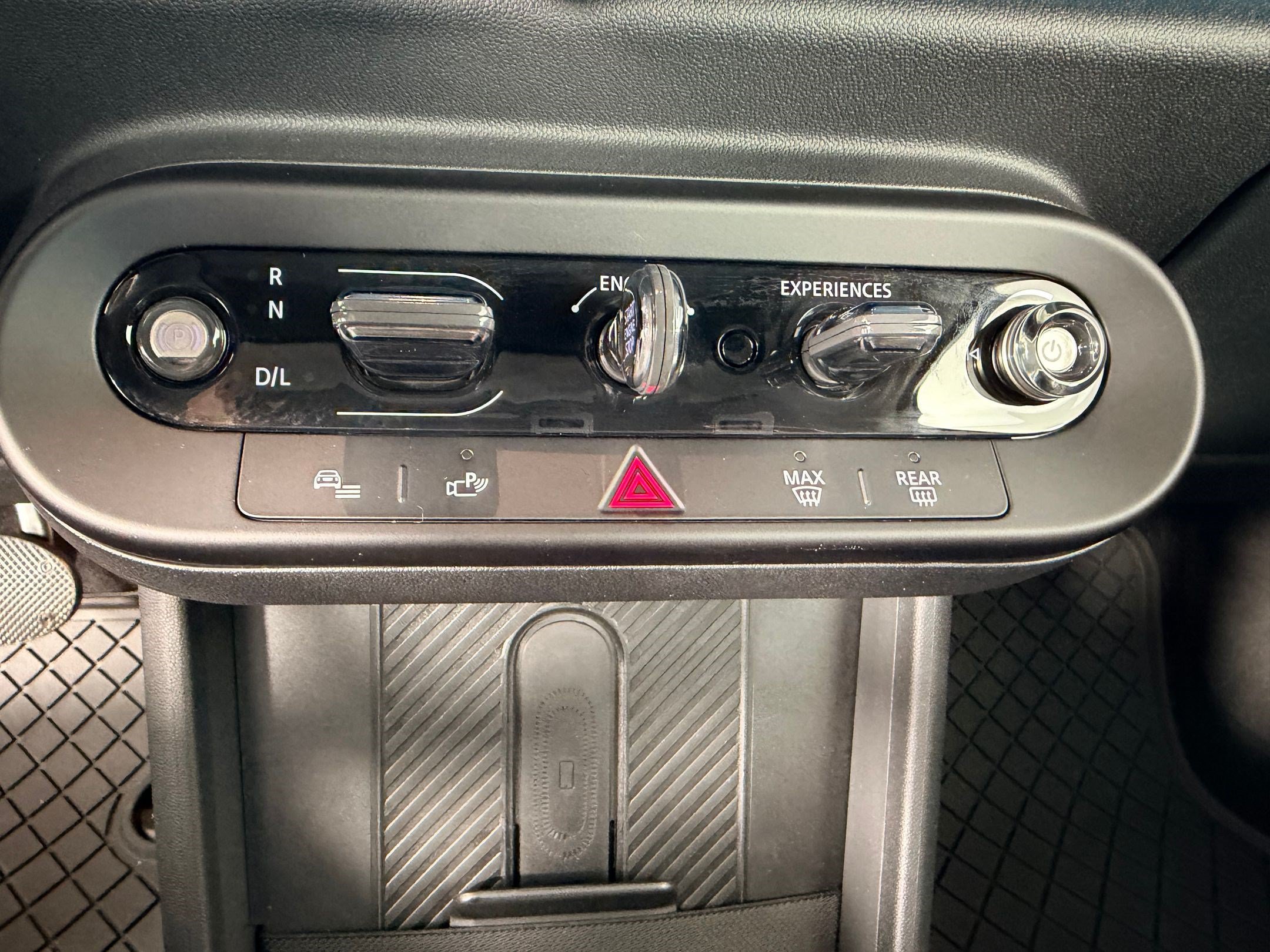 Used 2025 MINI Cooper S FWD image 16