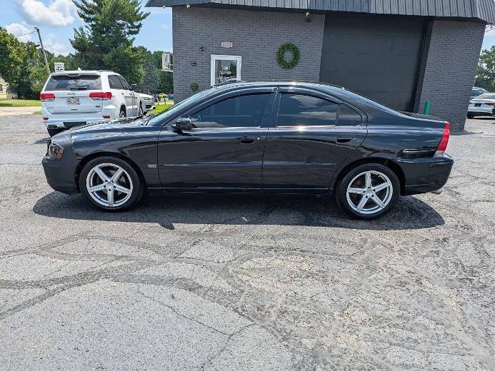 Used 2005 Volvo S60 2.4 FWD image 2