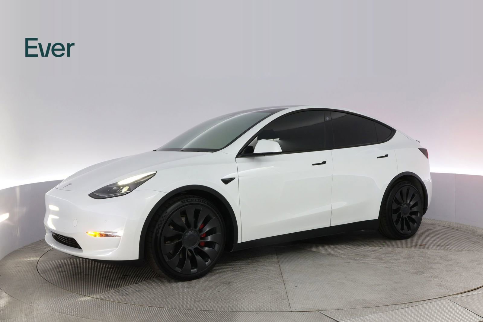 Used 2022 Tesla Model Y Performance image 18