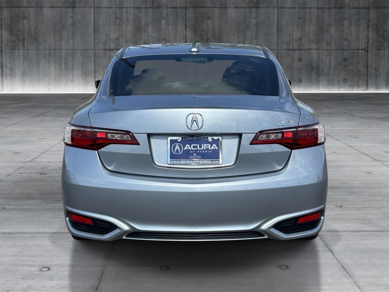 Used 2016 Acura ILX FWD image 4