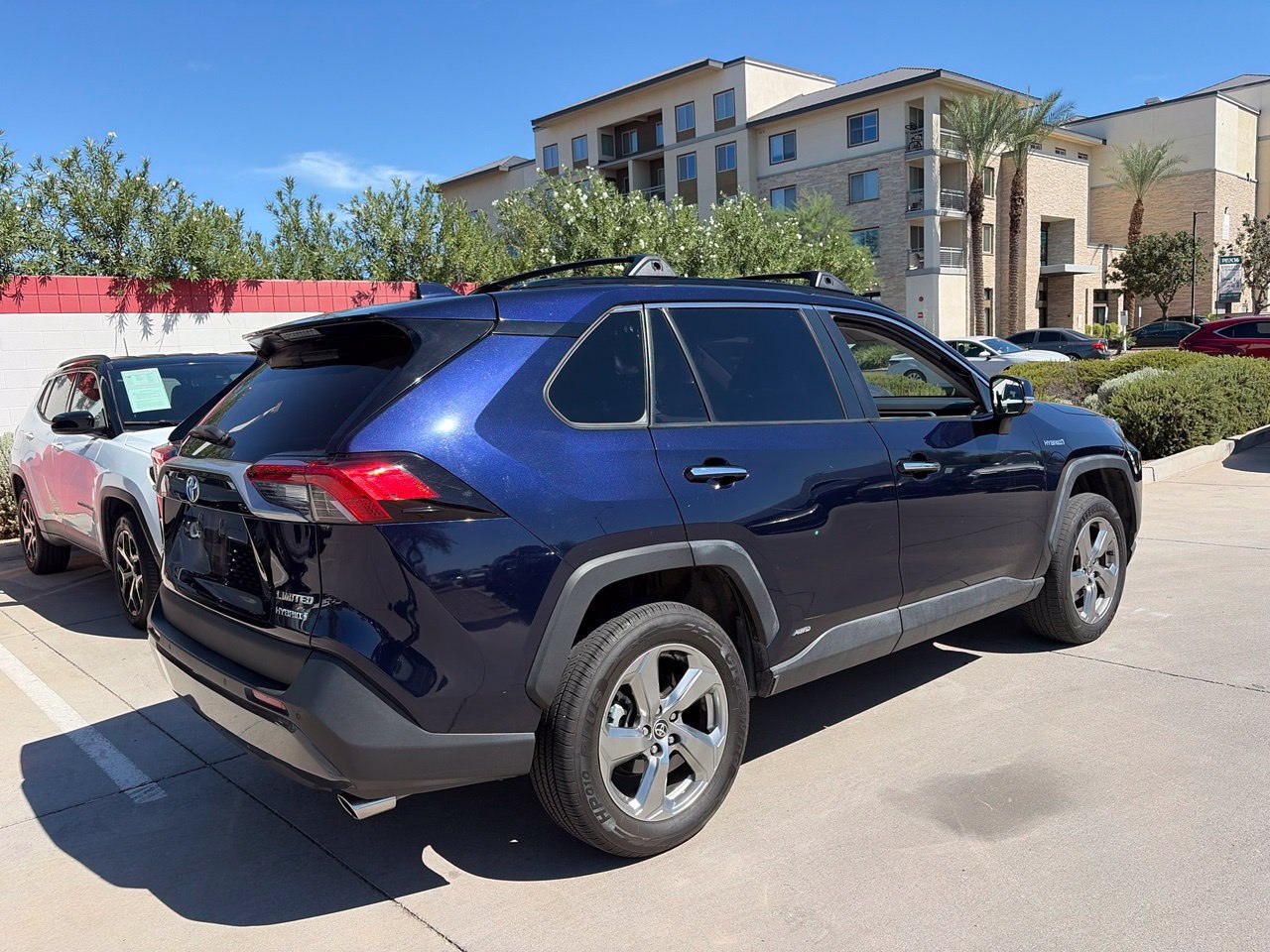 Used 2020 Toyota RAV4 Limited w/ Limited Grade Weather Package AWD/4WD image 2