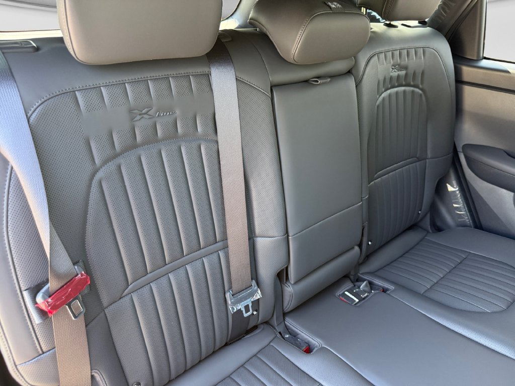 New 2027 Kia Seltos X-Line S w/ X-Line S Premium Package AWD/4WD image 17