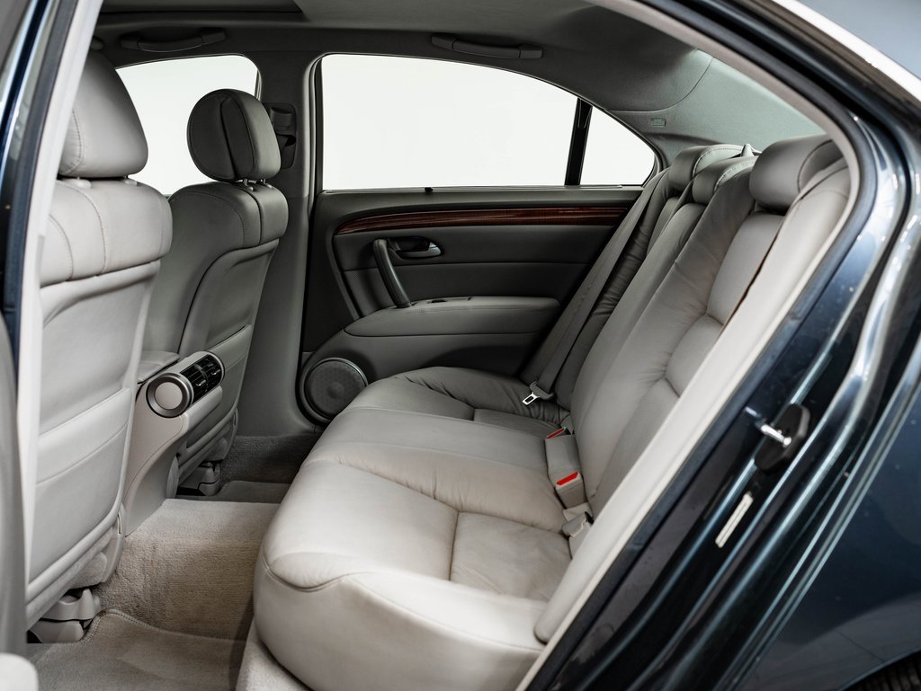 Used 2006 Acura RL image 36