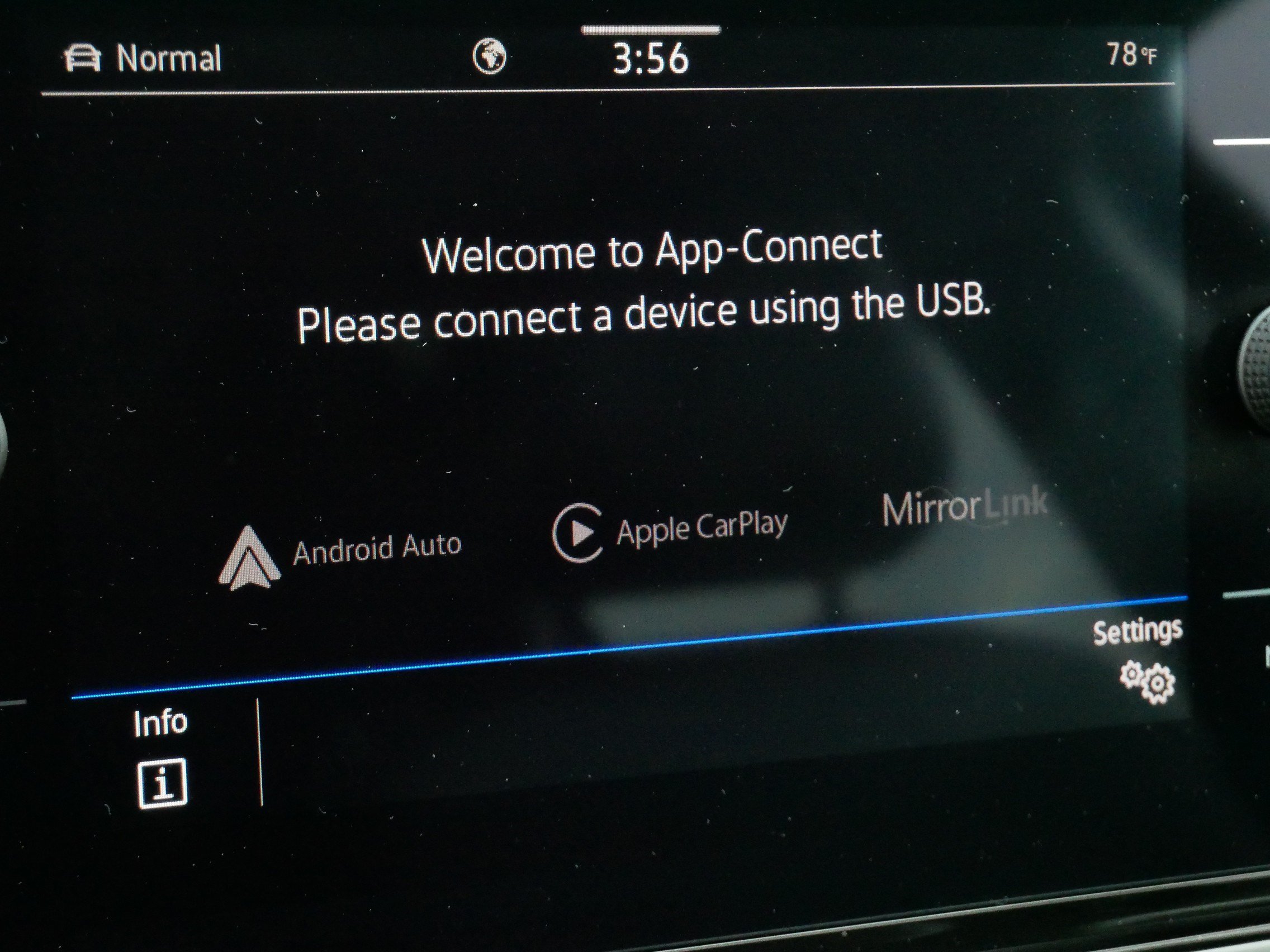 Certified 2023 Volkswagen Atlas SEL AWD/4WD image 33