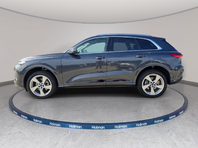 Certified 2025 Audi Q5 Premium w/ Premium Plus AWD/4WD image 9