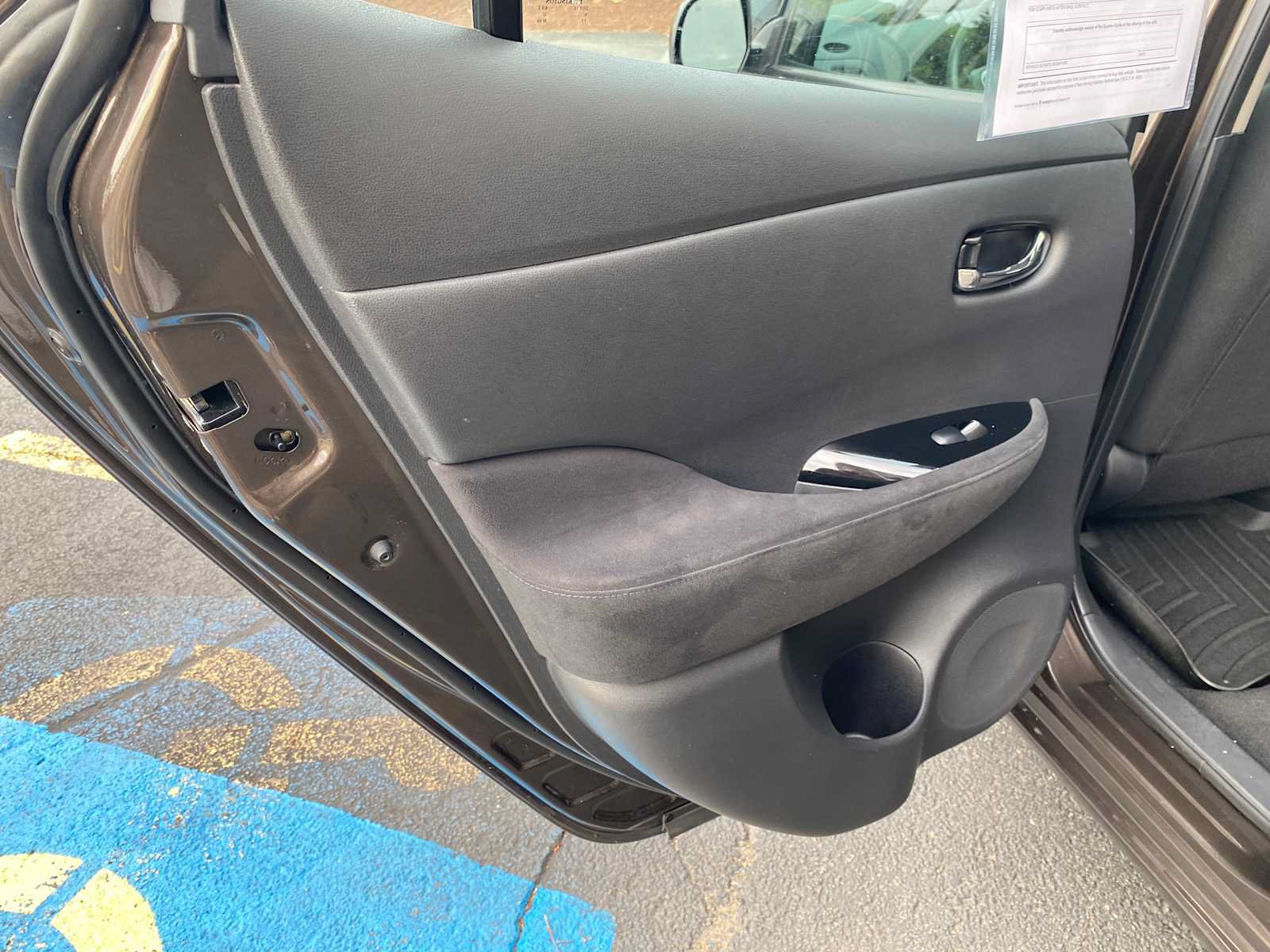 Used 2016 Nissan Leaf SV FWD image 33