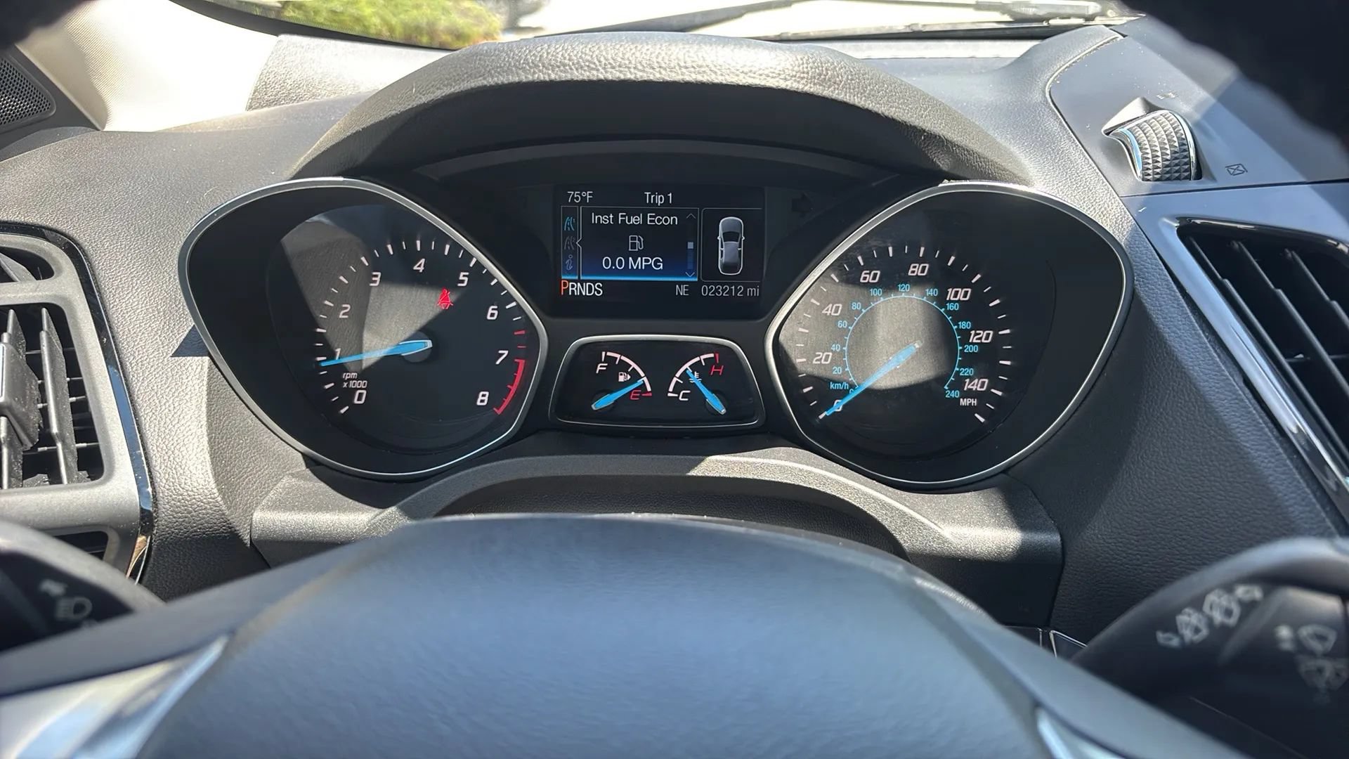 Used 2015 Ford Escape Titanium w/ Equipment Group 301A FWD image 9