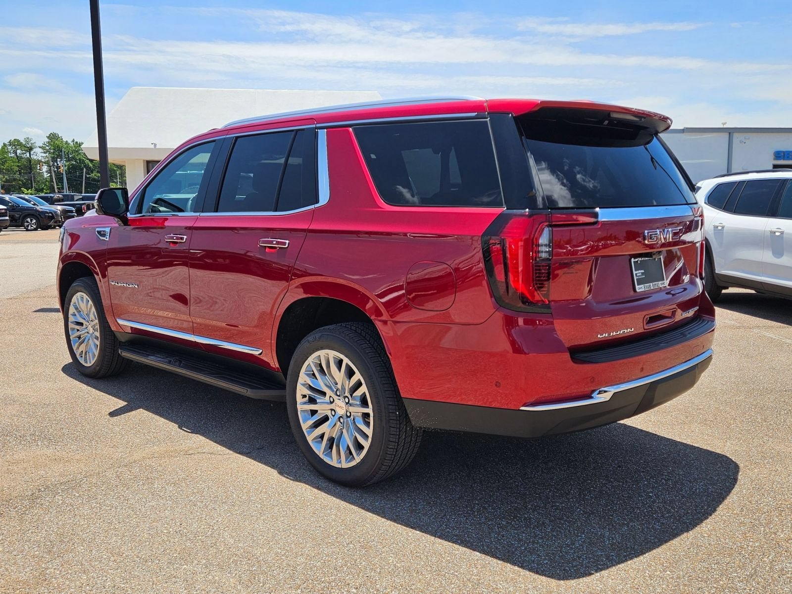 New 2026 GMC Yukon Elevation w/ Elevation Premium Package AWD/4WD image 3