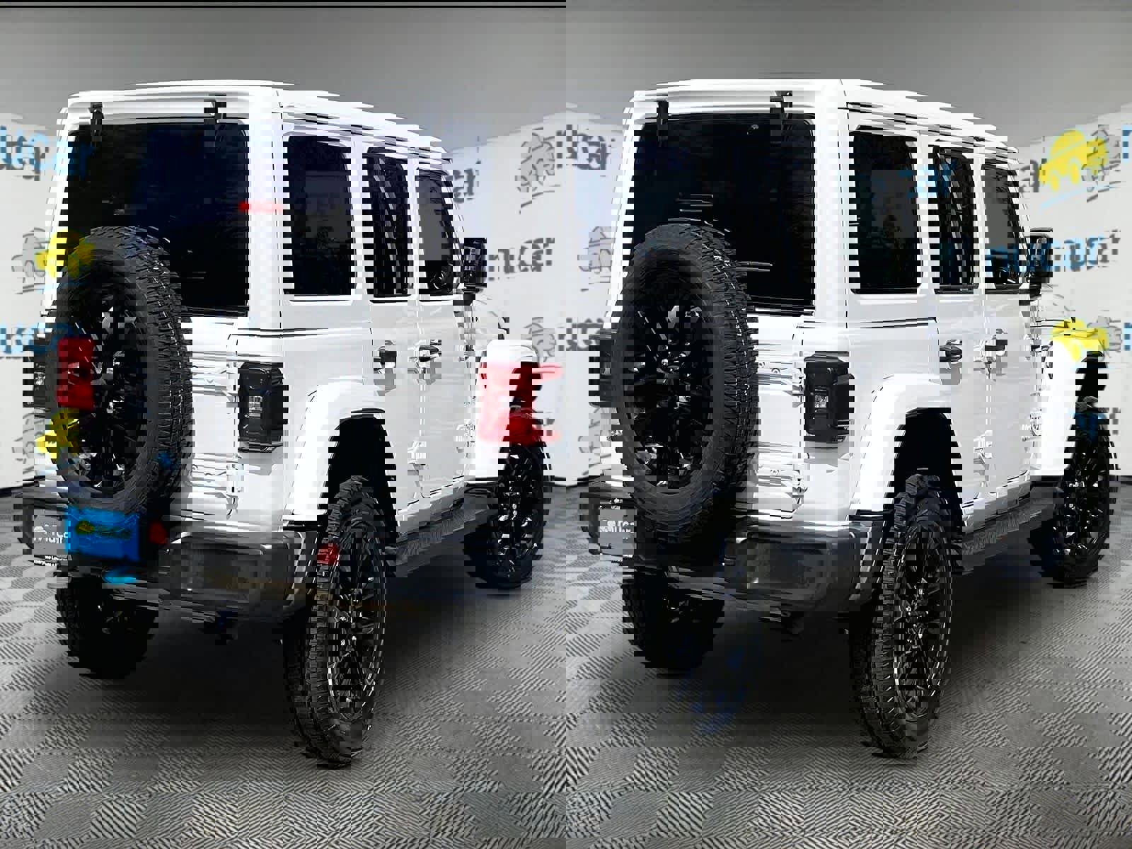 Used 2023 Jeep Wrangler Sahara w/ Cold Weather Group image 6