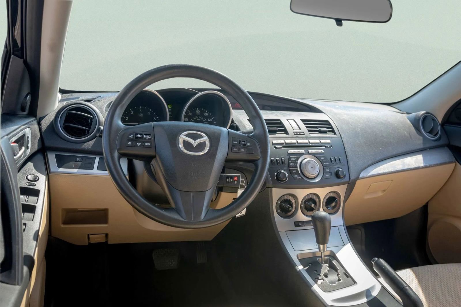 Used 2010 MAZDA MAZDA3 i Touring image 22