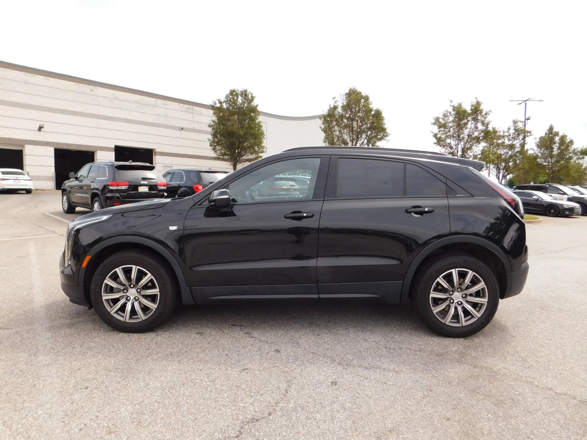 Used 2023 Cadillac XT4 Sport AWD/4WD image 4