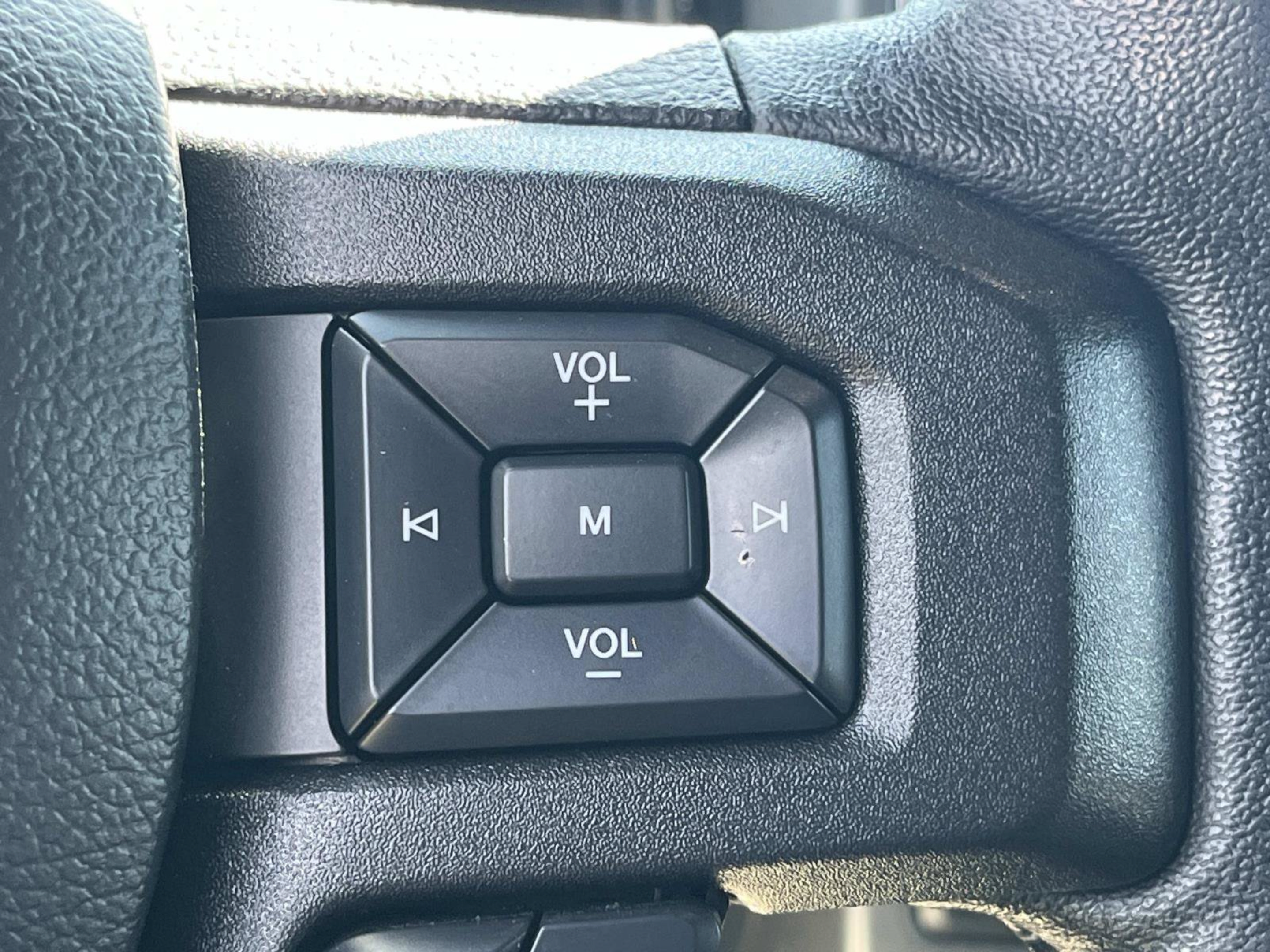 Used 2019 Ford F150 XLT w/ Equipment Group 302A Luxury AWD/4WD image 31