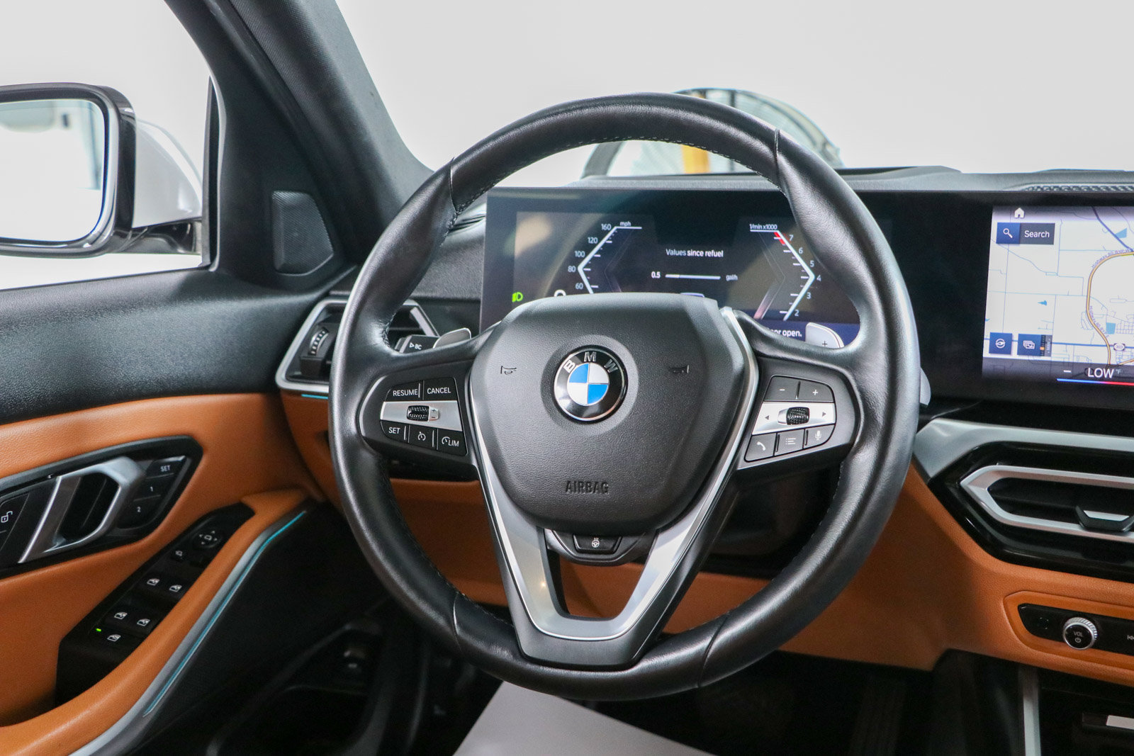 Used 2024 BMW 330i Sedan w/ Premium Package RWD image 12