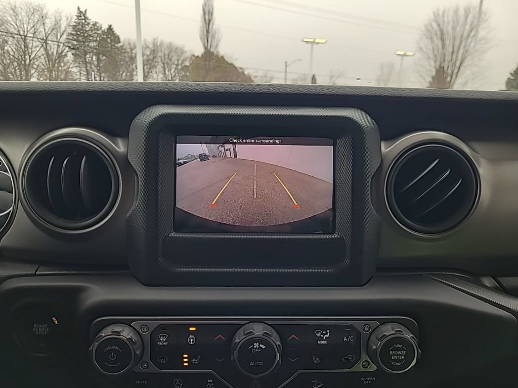 Used 2021 Jeep Wrangler Unlimited Sport AWD/4WD image 23
