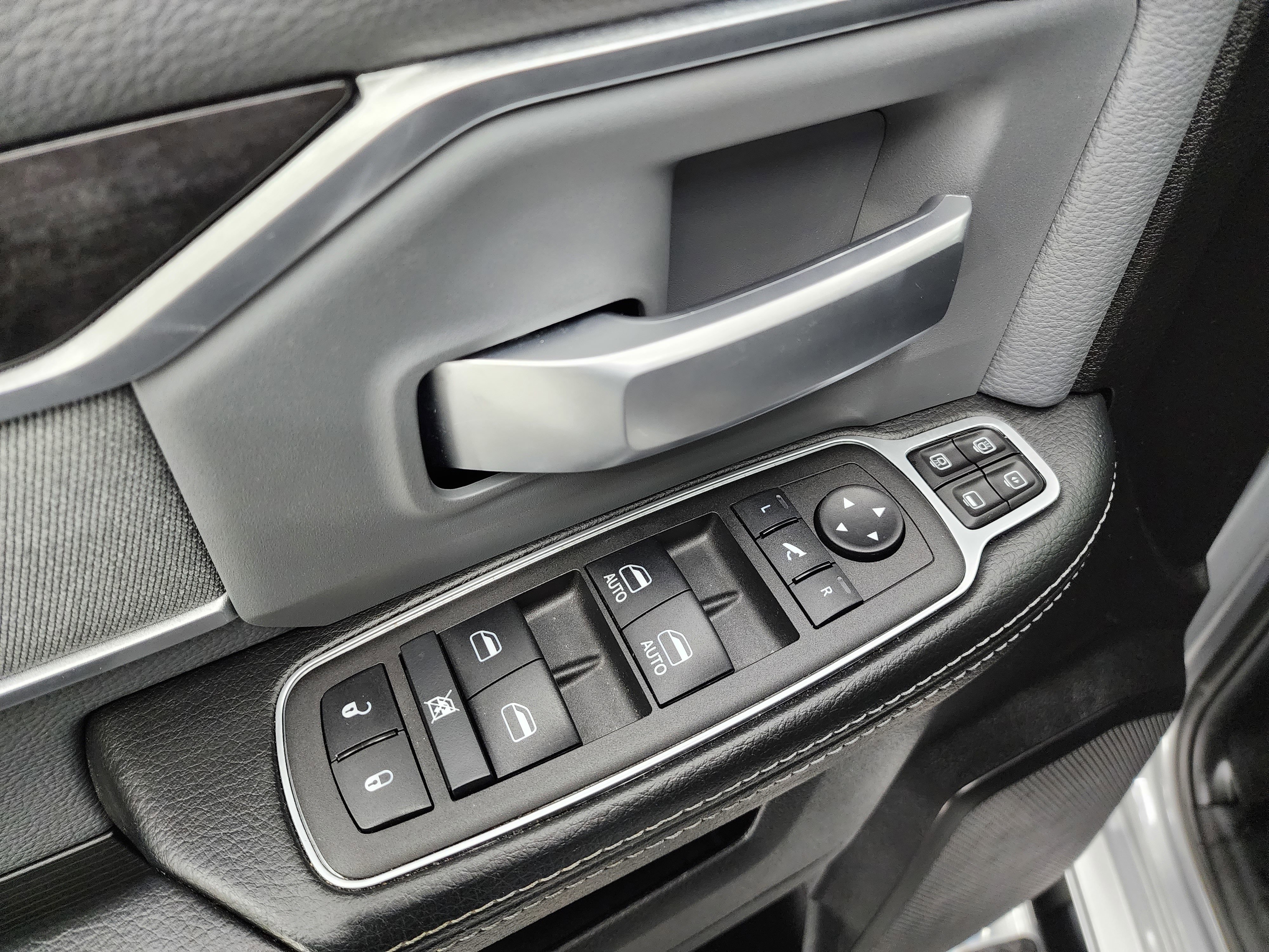 Used 2023 RAM 3500 Big Horn w/ Level 1 Equipment Group image 43