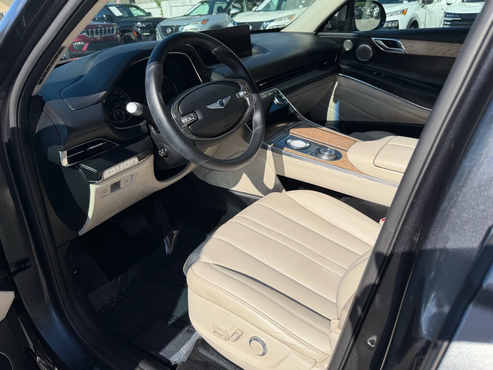 Used 2021 Genesis GV80 2.5T w/ Advanced Package 03 RWD image 12