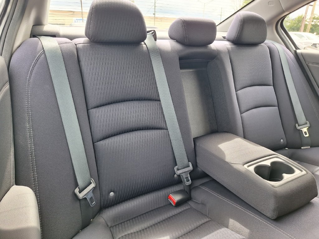 Used 2015 Honda Accord Sport image 26