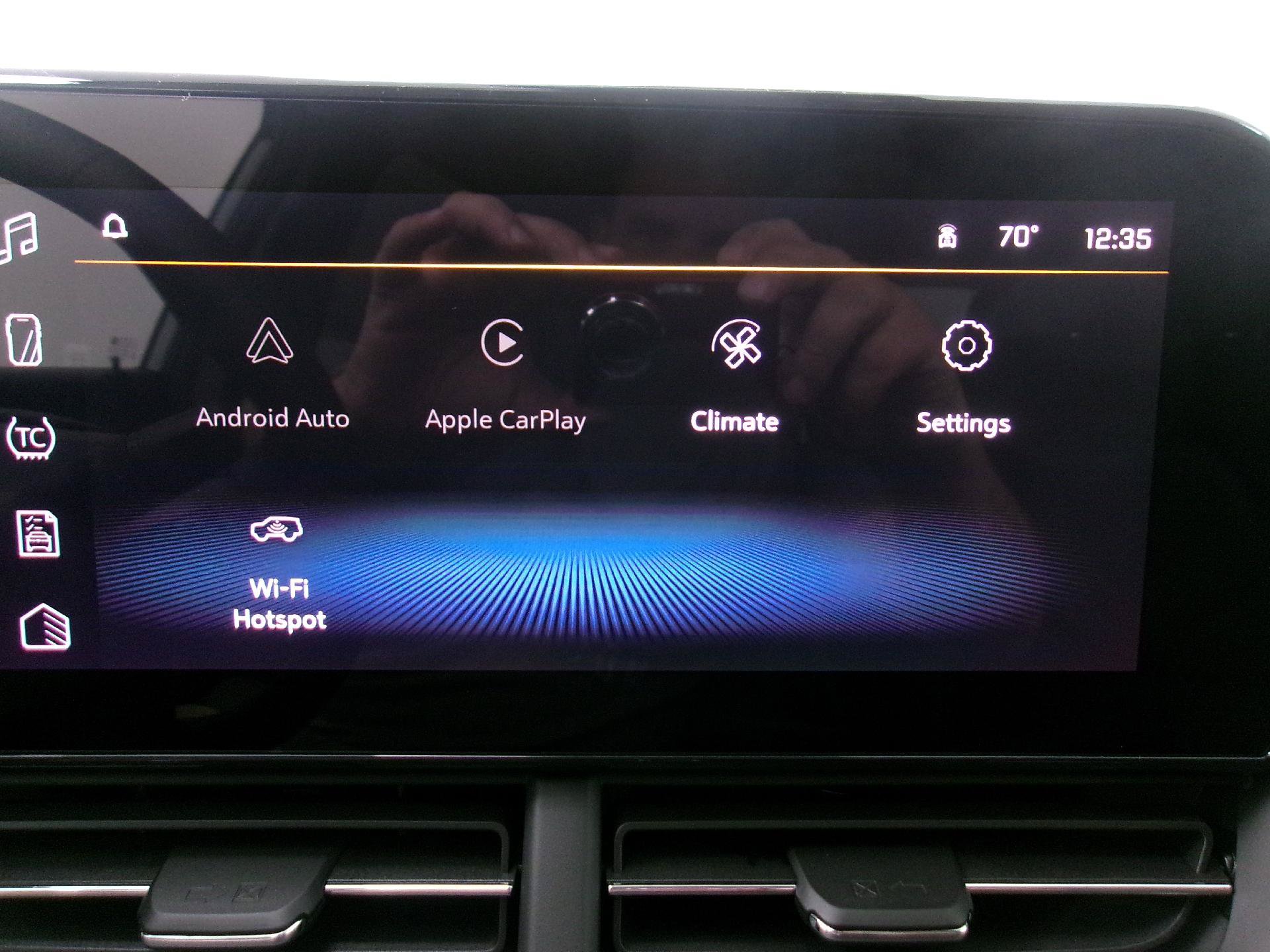 New 2026 Chevrolet Trax LT w/ LT Convenience Package FWD image 5