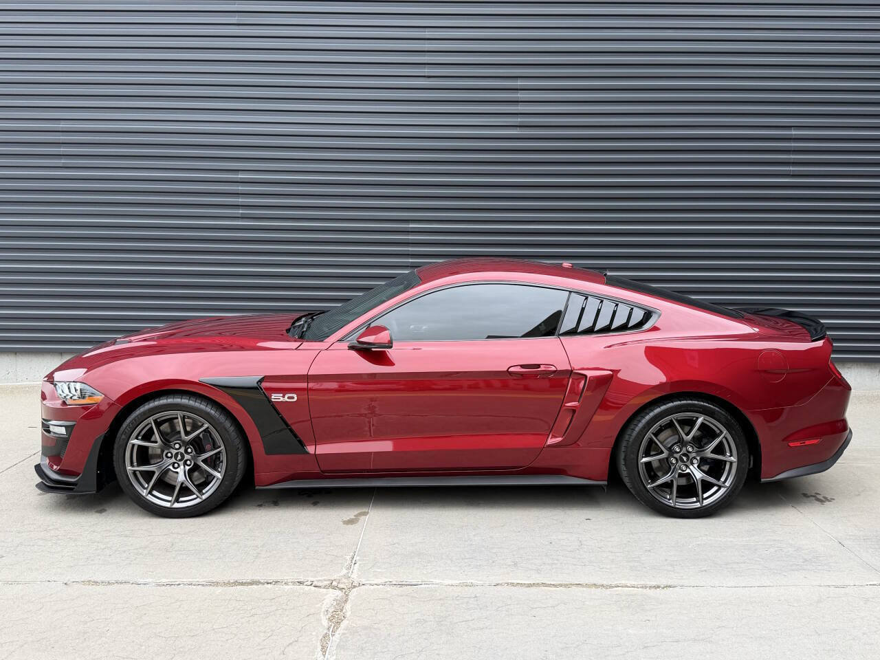 Used 2019 Ford Mustang GT Premium w/ Performance Package - Level 2 RWD image 9