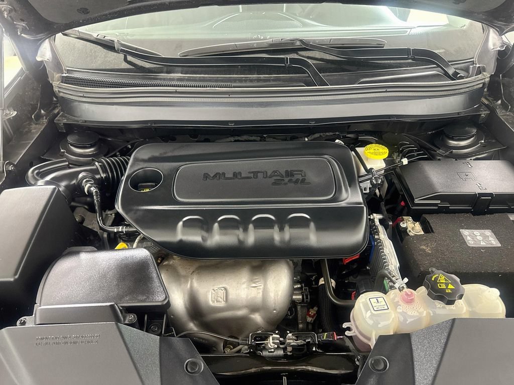 Certified 2023 Jeep Cherokee Altitude Lux AWD/4WD image 24