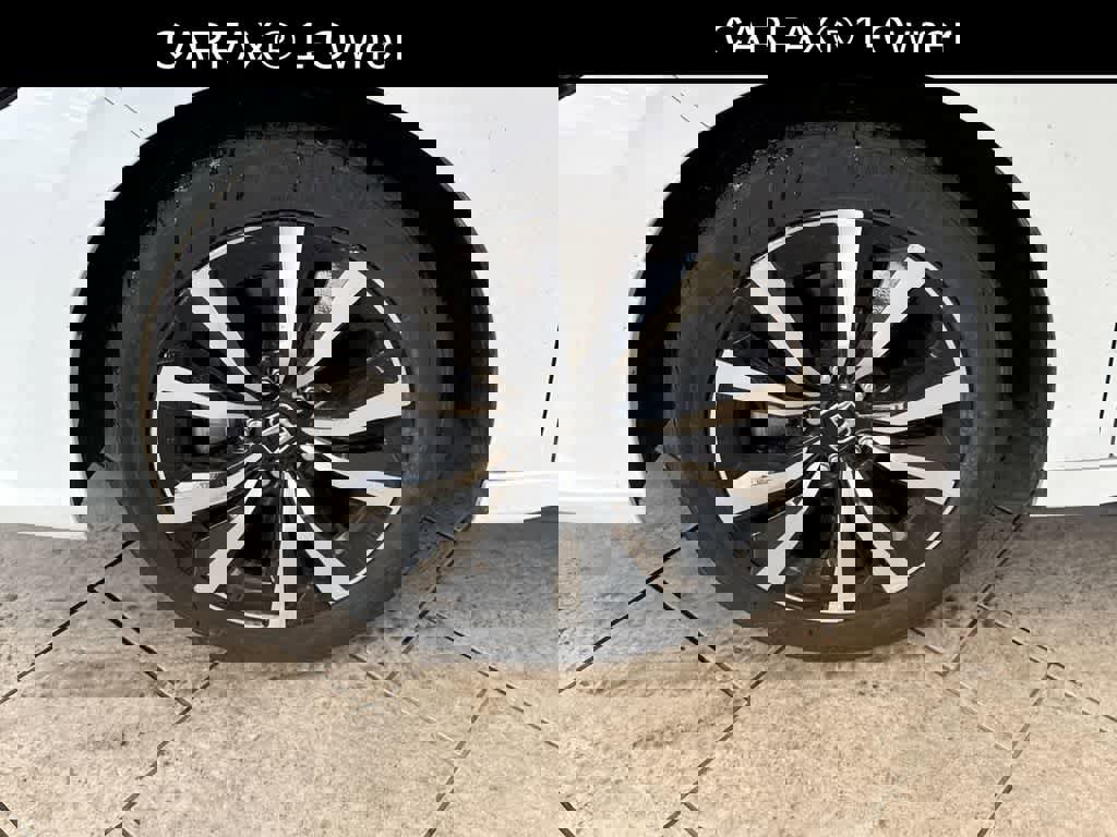 Used 2024 Honda Civic EX-L image 16