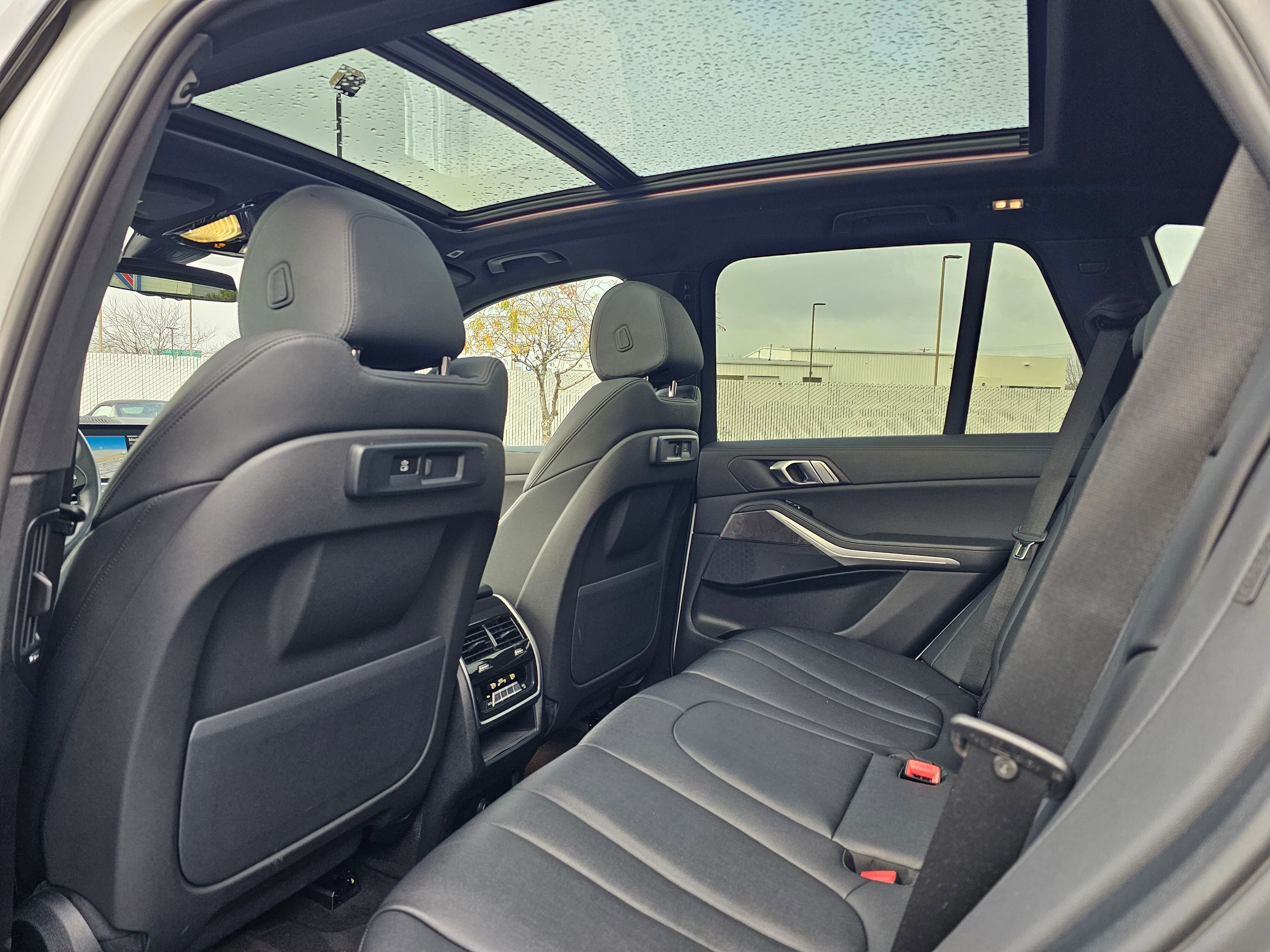 Certified 2022 BMW X5 xDrive40i w/ Parking Assistance Package image 12