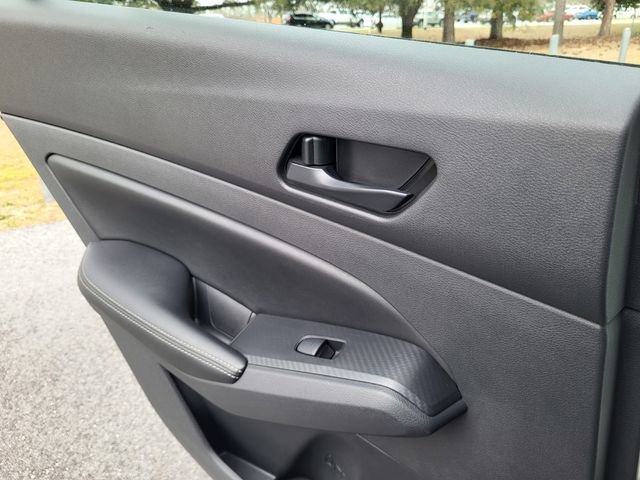 Used 2025 Nissan Altima 2.5 SV image 17