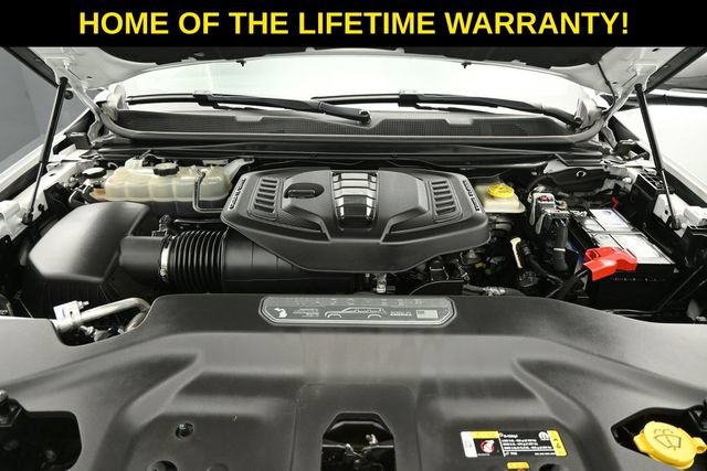 Used 2023 Jeep Wagoneer L Series III w/ Premium Group I AWD/4WD image 49