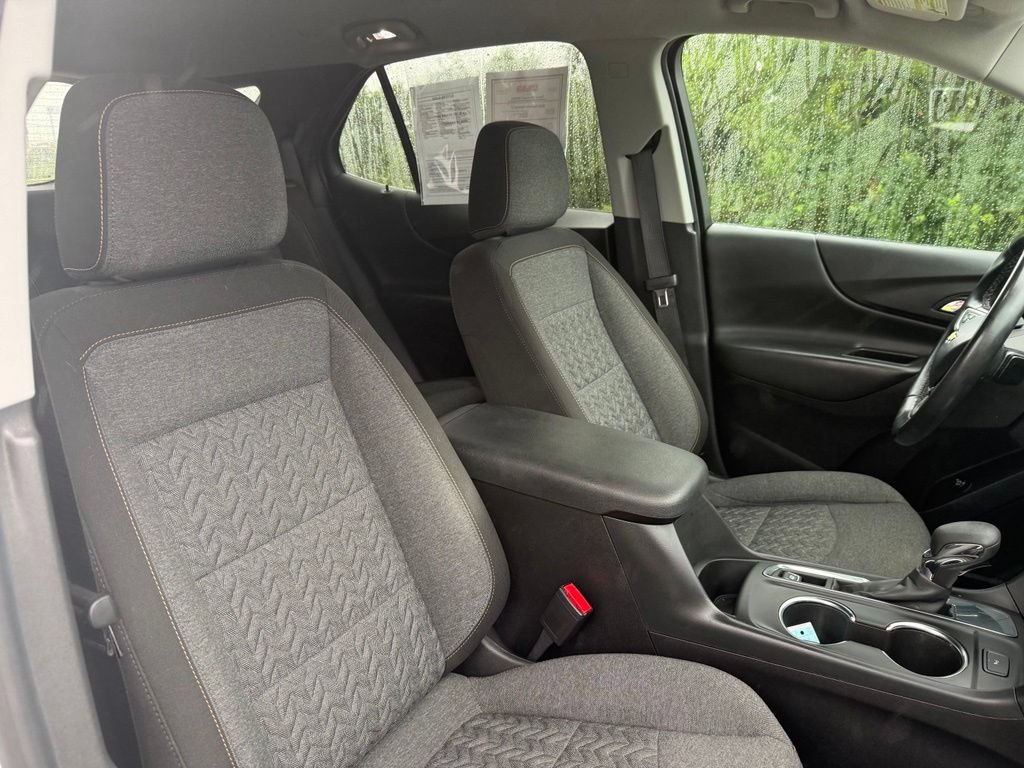 Used 2024 Chevrolet Equinox LT w/ LPO, Floor Liner Package FWD image 23