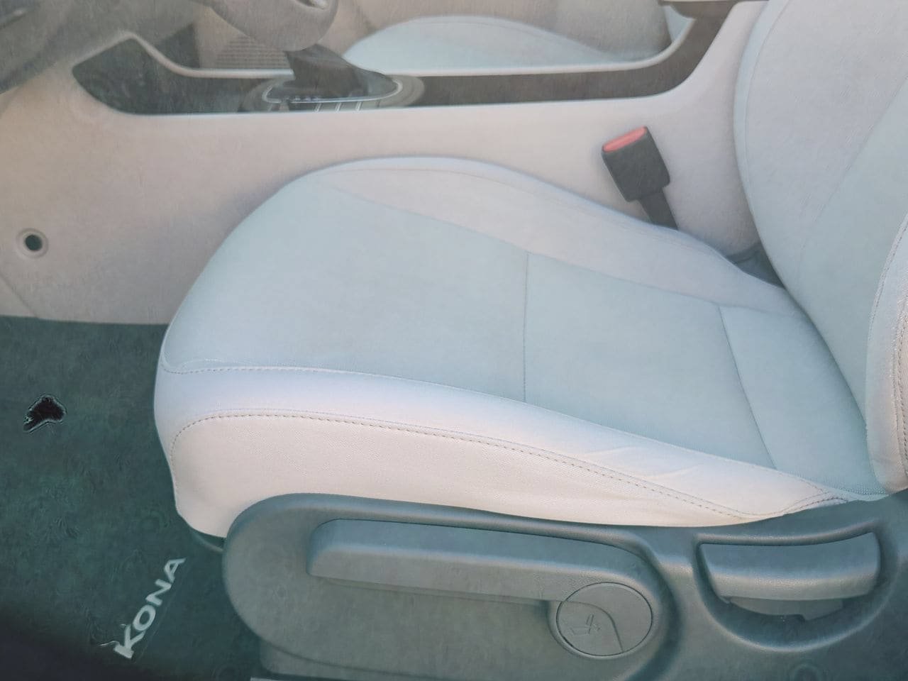 Used 2024 Hyundai Kona SE FWD image 24