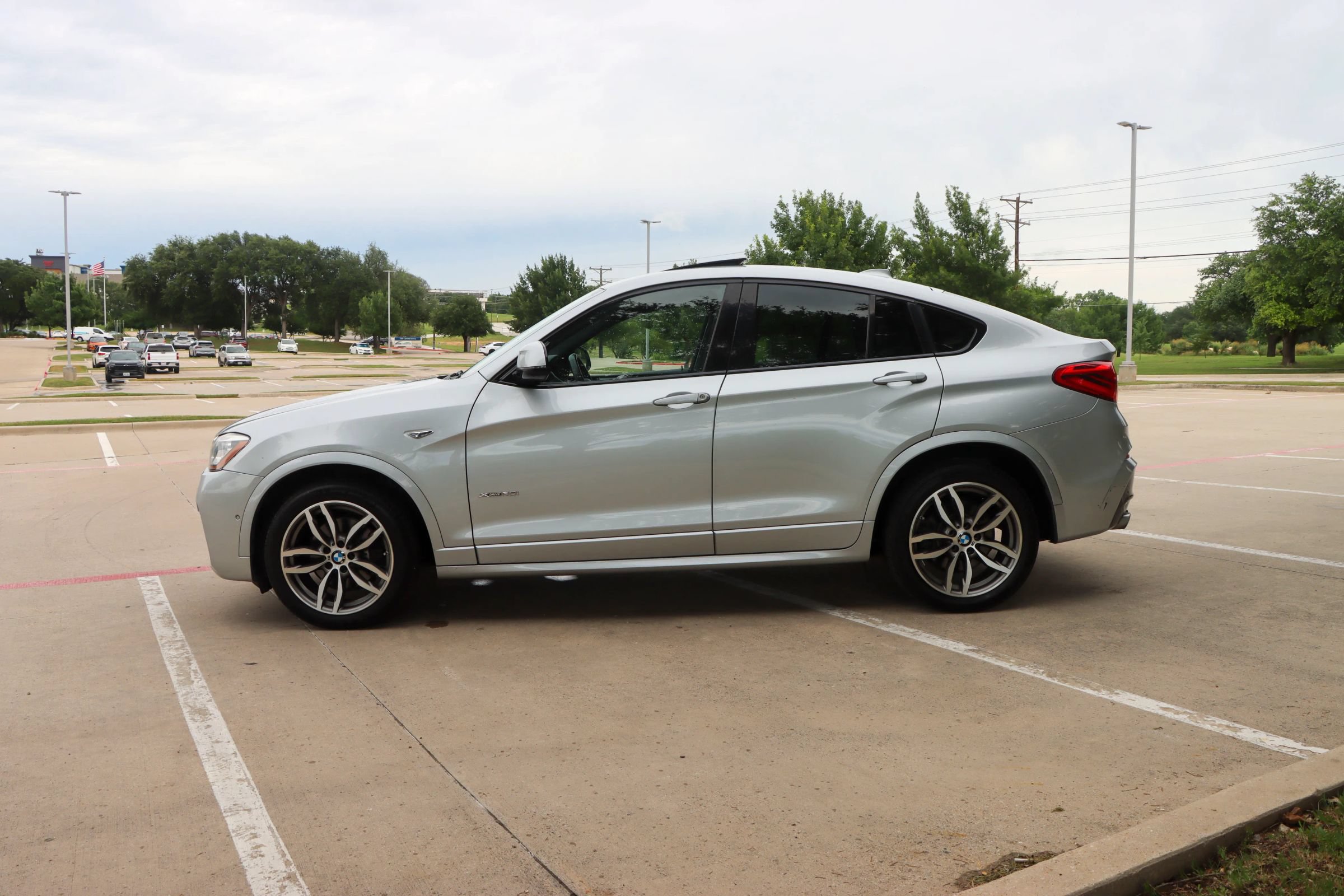 Used 2016 BMW X4 xDrive35i AWD/4WD image 4