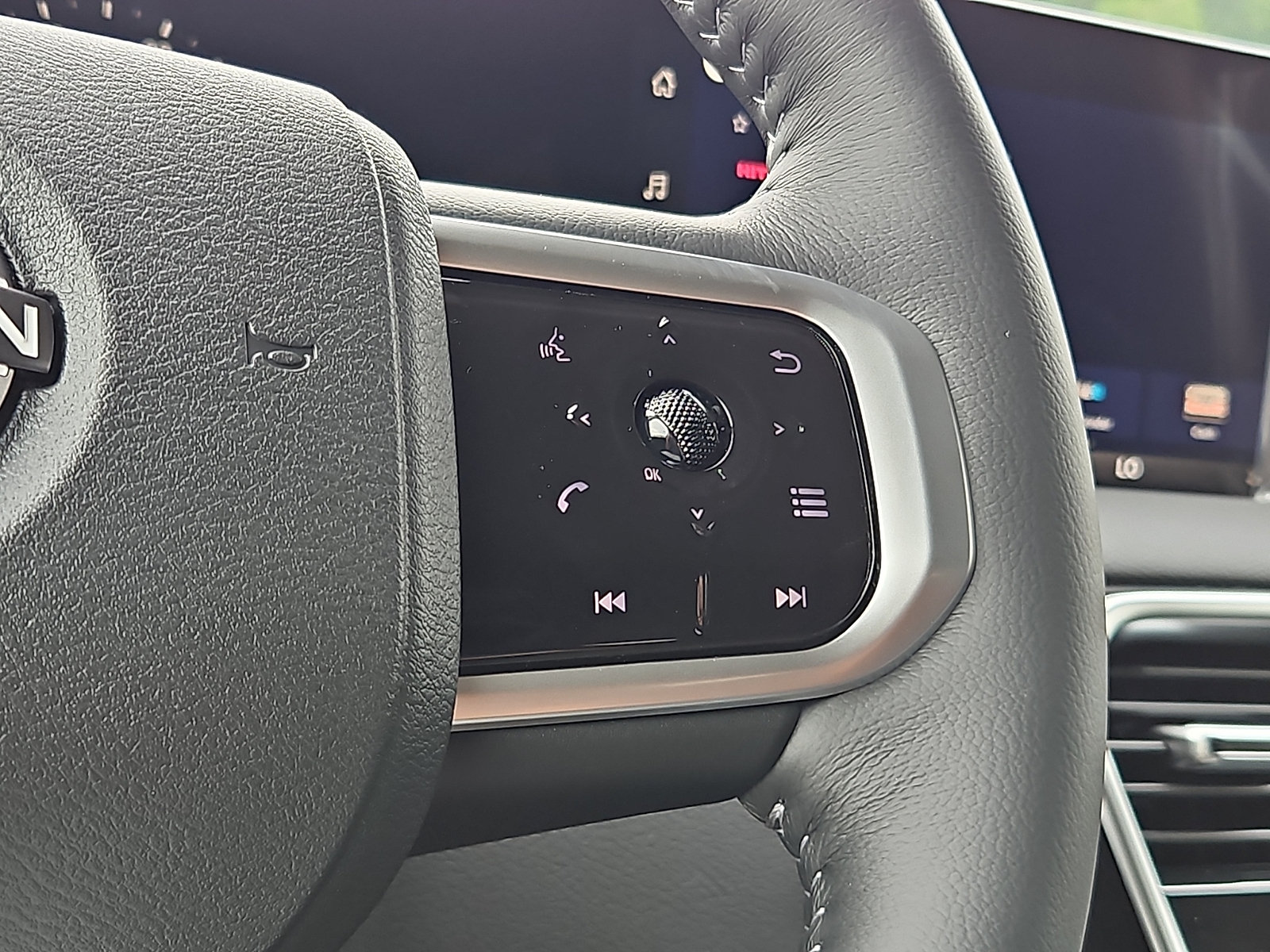 New 2026 Nissan Armada SV AWD/4WD image 18