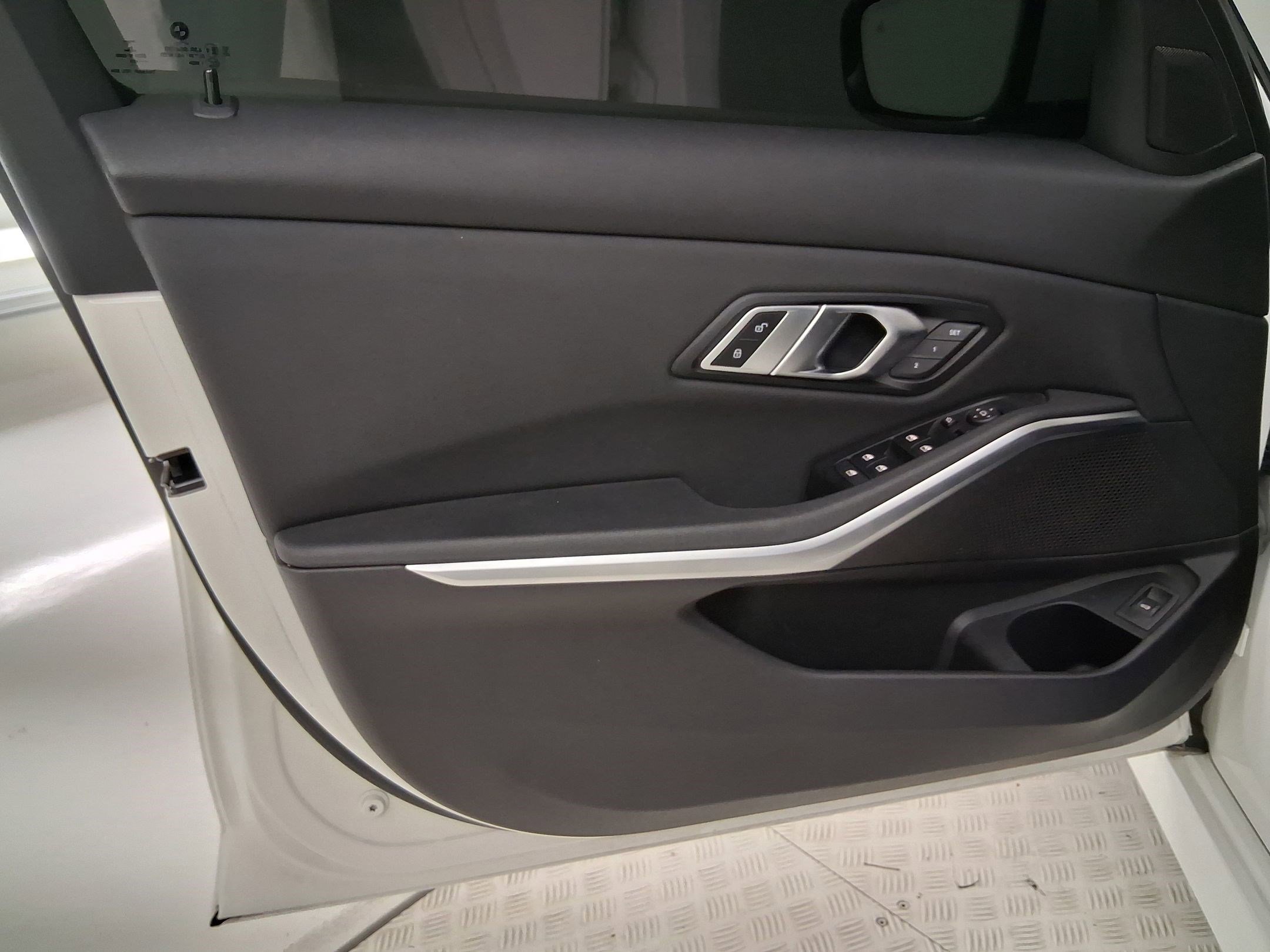 Used 2020 BMW 330i Sedan w/ Convenience Package image 12