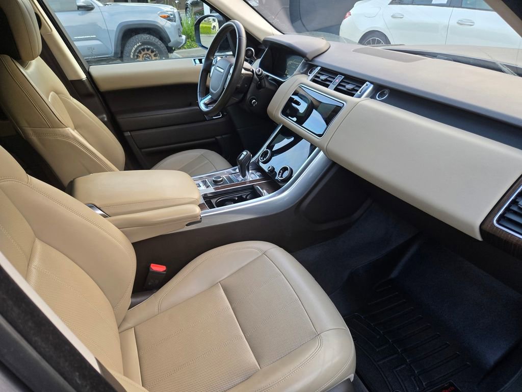 Used 2020 Land Rover Range Rover Sport HSE image 10