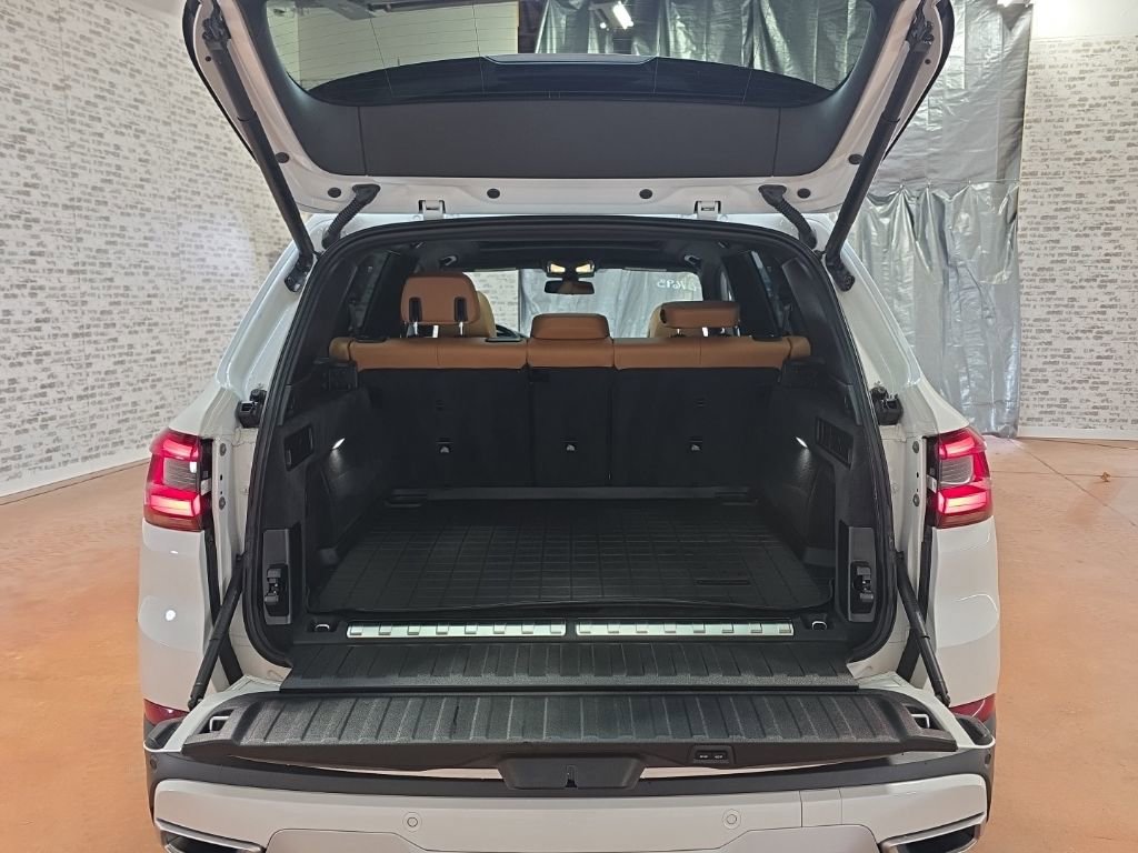 Used 2022 BMW X5 xDrive45e image 26