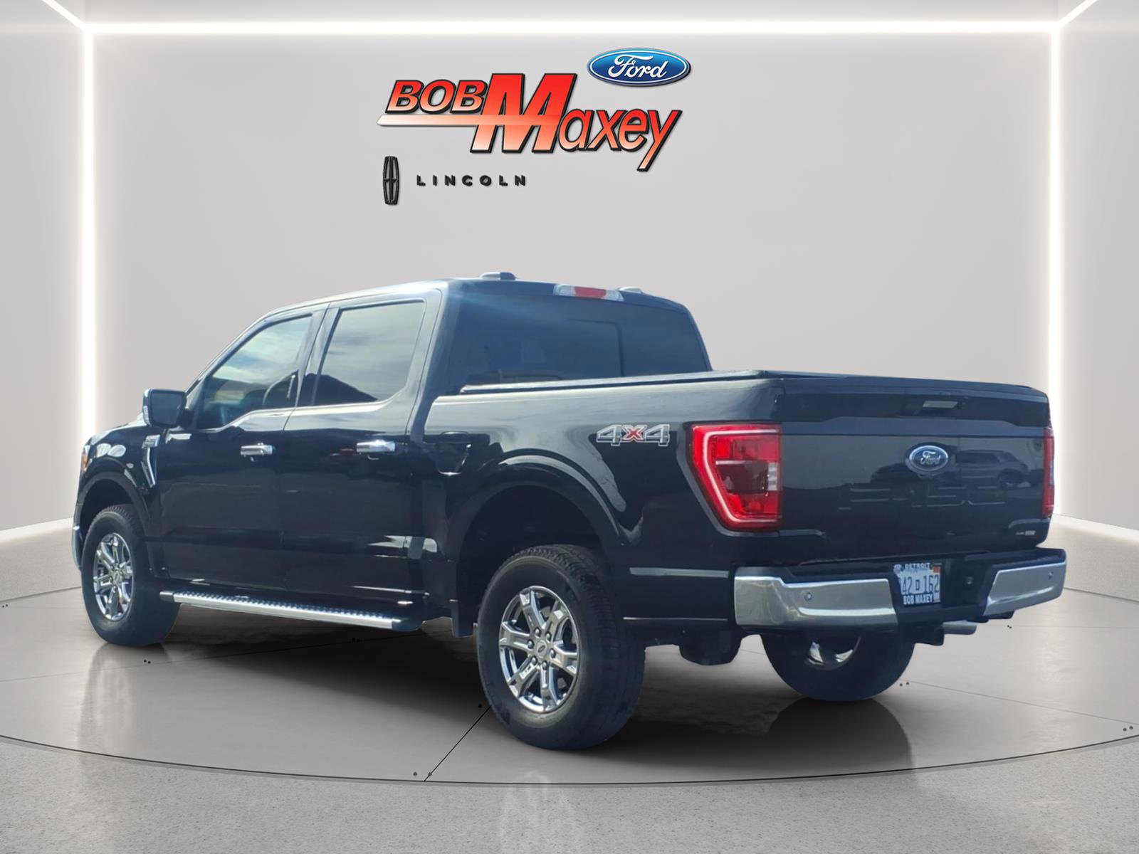 Used 2023 Ford F150 XLT w/ Equipment Group 302A High image 6