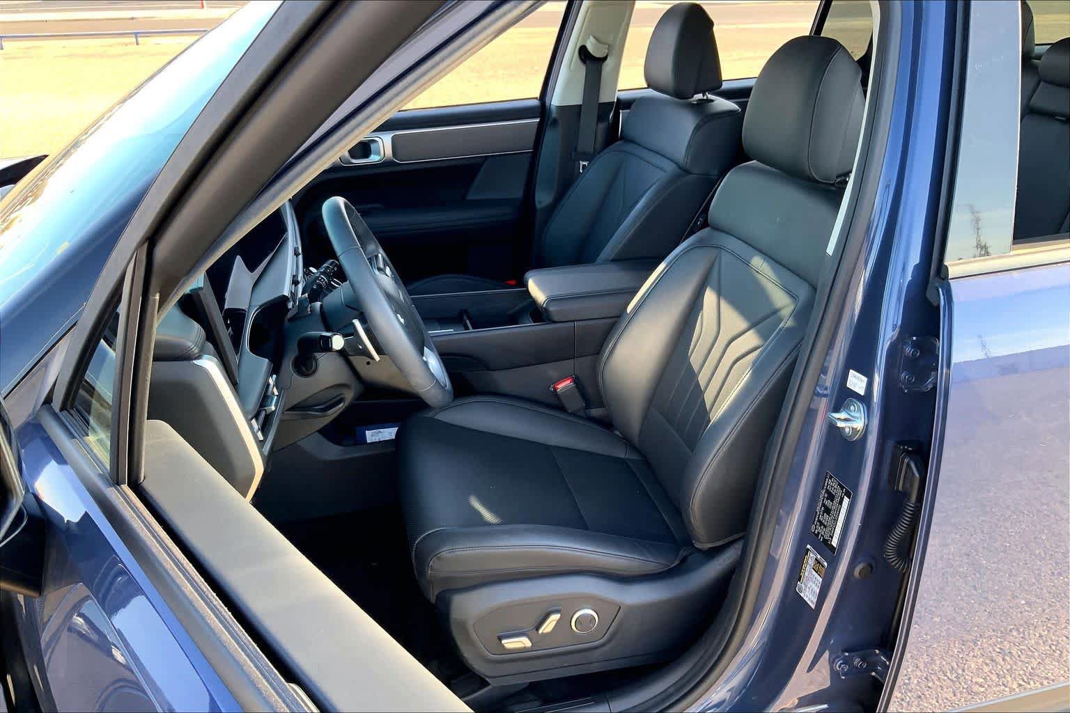 Used 2025 Hyundai Santa Fe XRT AWD/4WD image 8