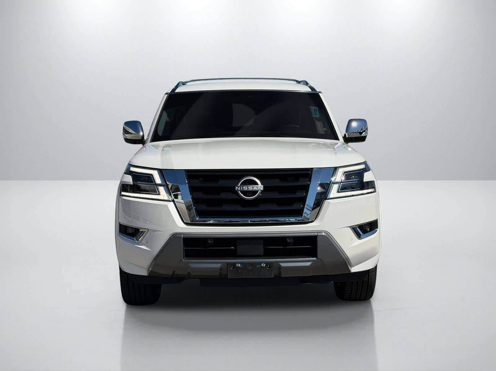 Used 2022 Nissan Armada Platinum w/ Captain's Chairs Package RWD image 11