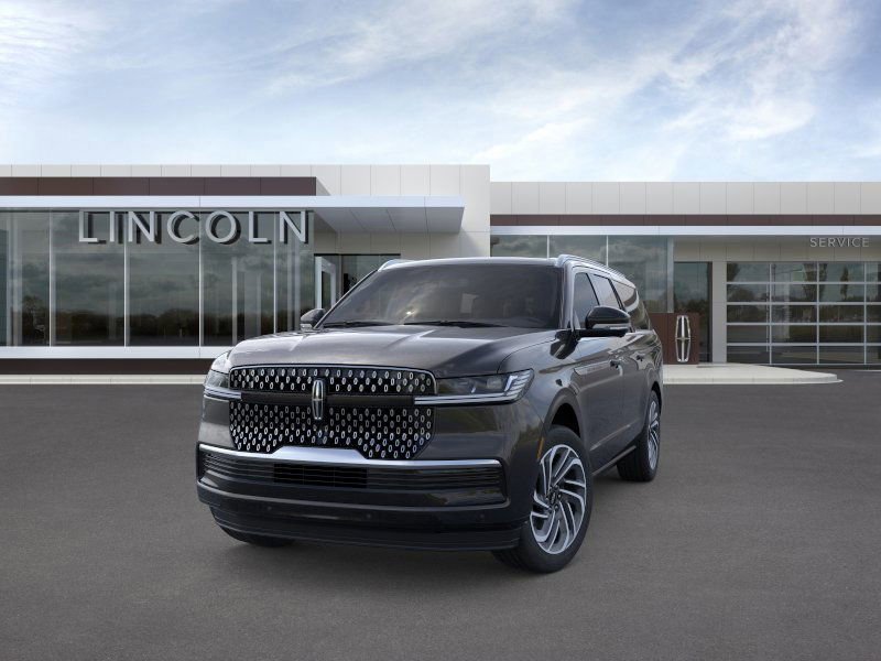 New 2025 Lincoln Navigator L Reserve image 2